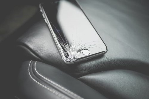 A smartphone with a cracked screen